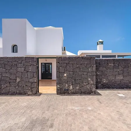 Jessica Lanzarote By Villa